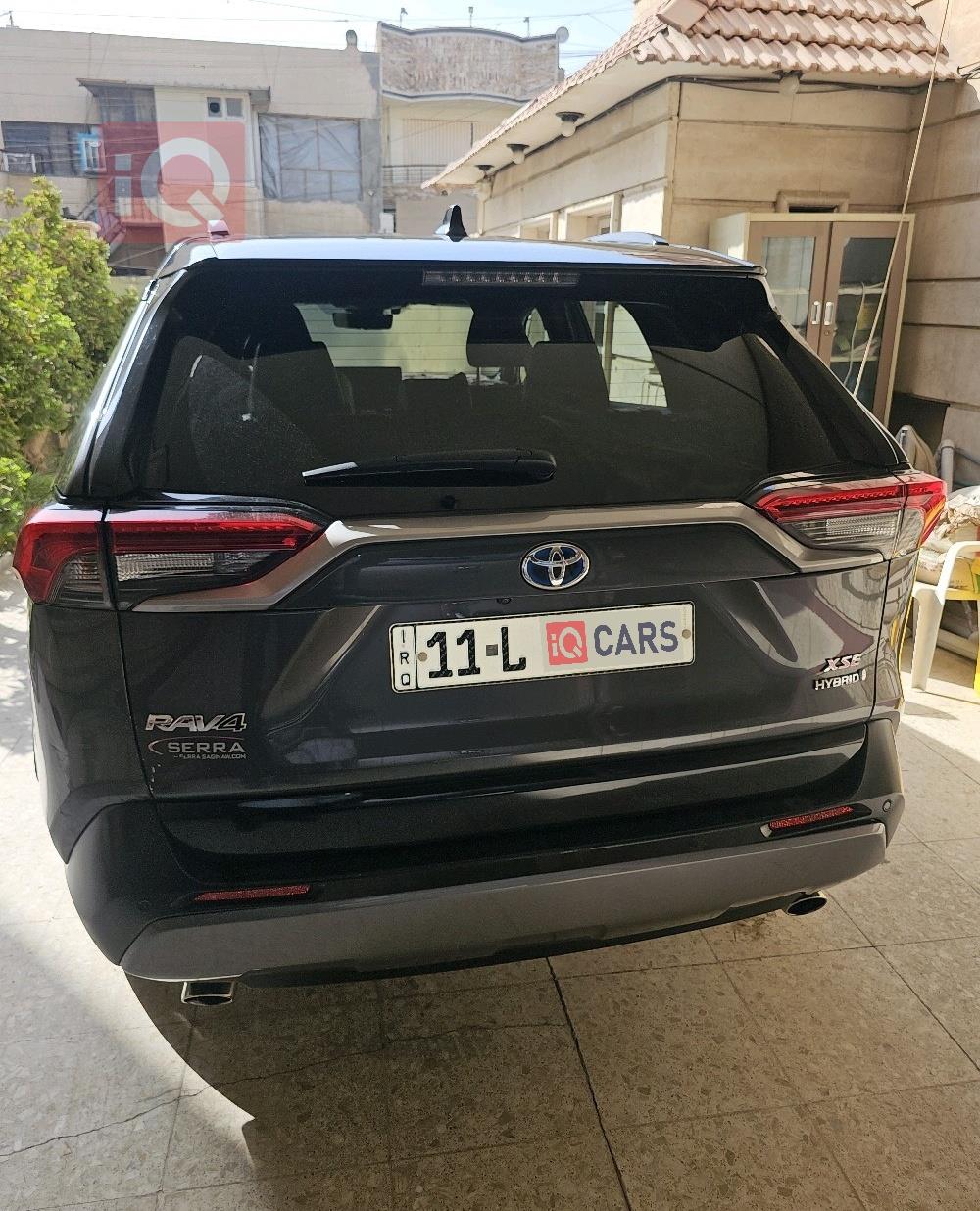 تۆیۆتا ڕاڤ 4